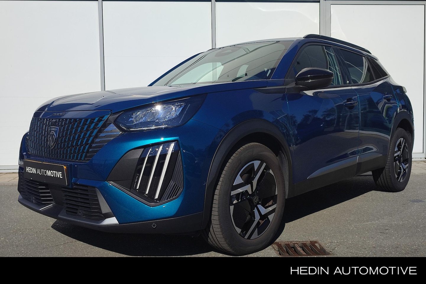 Peugeot 2008 - Hybrid 145PK Allure | Navigatie | Camera | Apple Carplay/Android Auto | Climate Control | - AutoWereld.nl