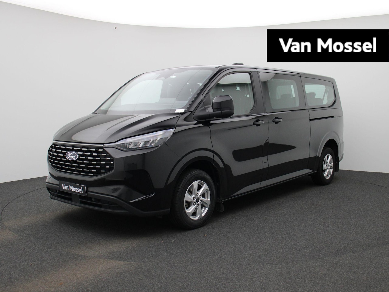 Ford Tourneo Custom - 2.5 PHEV 340 L2 Trend PRIJS INCL BTW | 8 Zitplaatsen | Camera | Cruise Control | CarPlay | - AutoWereld.nl