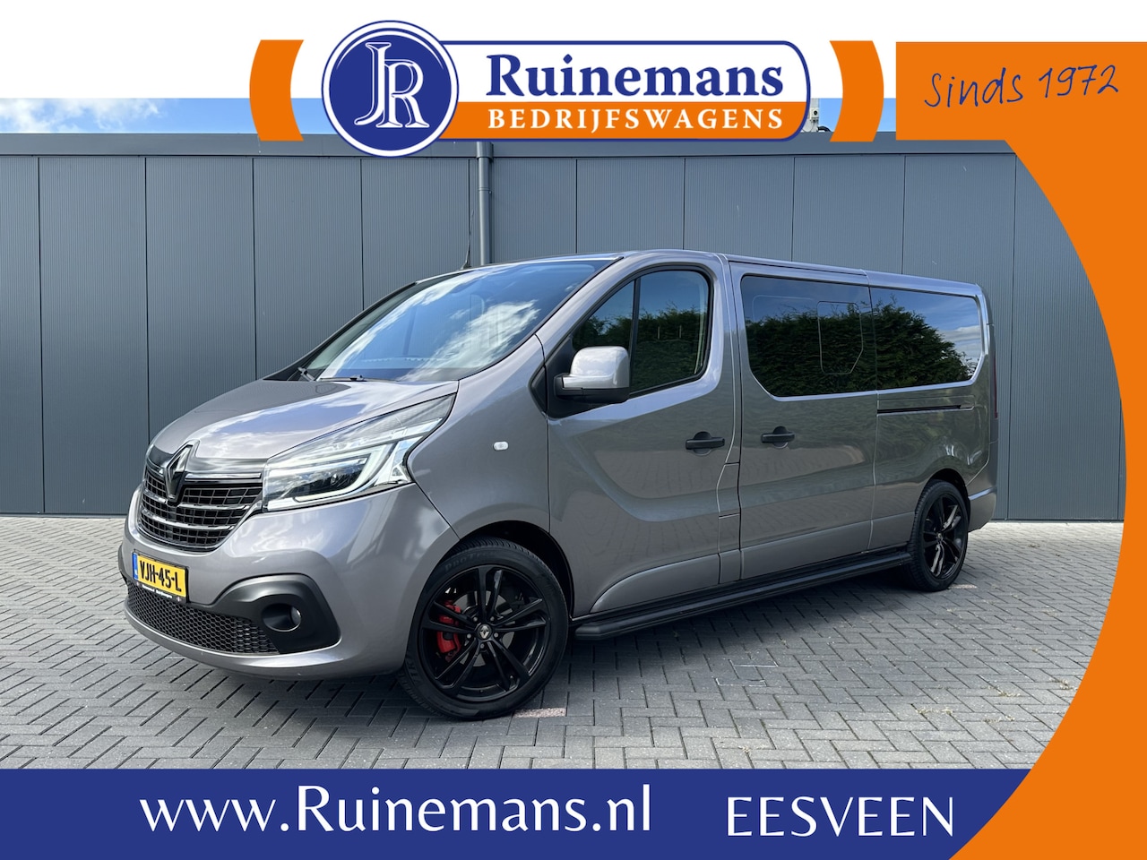 Renault Trafic - 2.0 dCi 170 PK AUTOMAAT / L2H1 / DUBBEL CABINE / 2x SCHUIFDEUR / CAMERA / LED KOPLAMPEN / - AutoWereld.nl