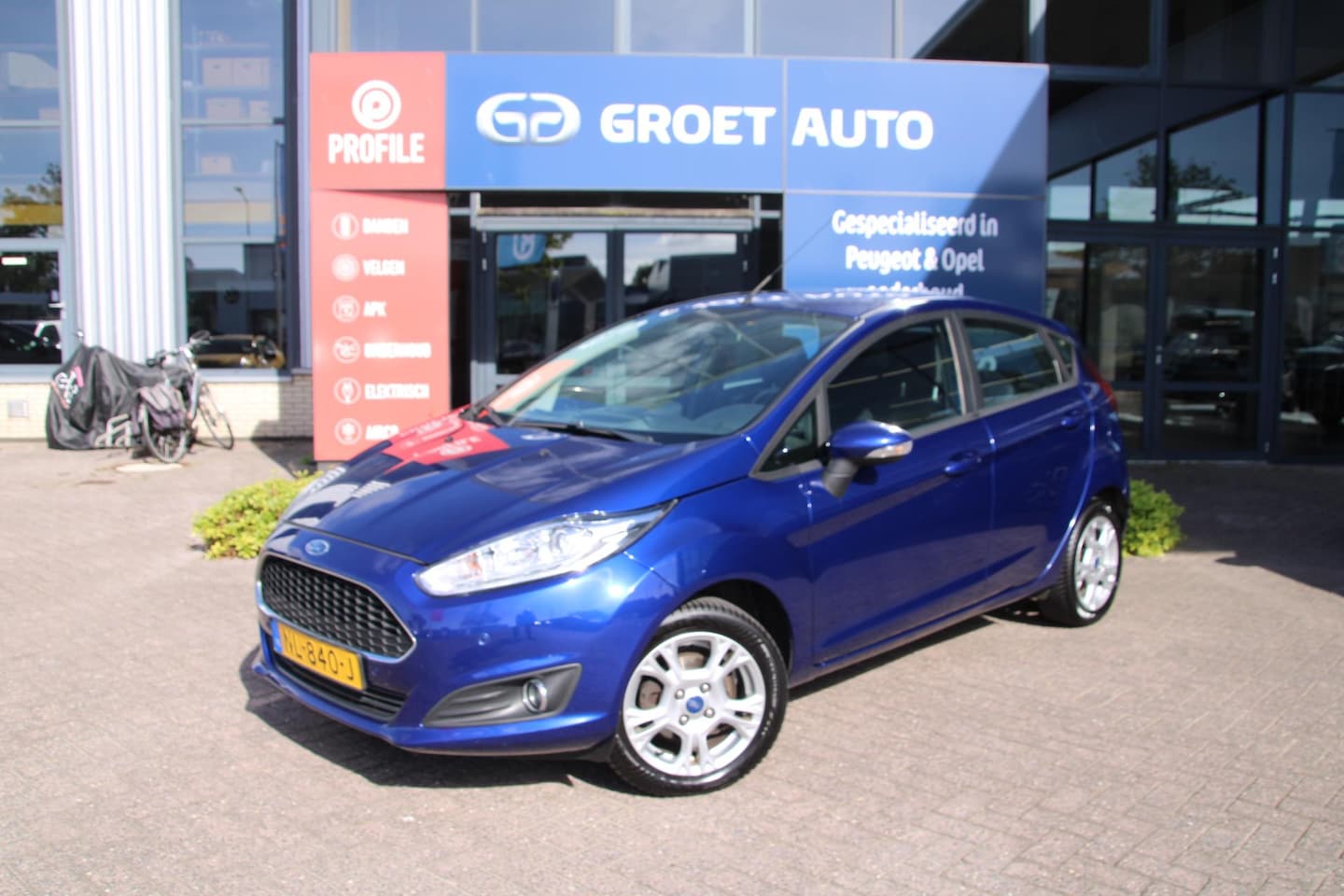 Ford Fiesta - 1.0 80pk Style Ultimate 5-drs Airco Navi Parkeersensoren V+A Zeer mooi - AutoWereld.nl