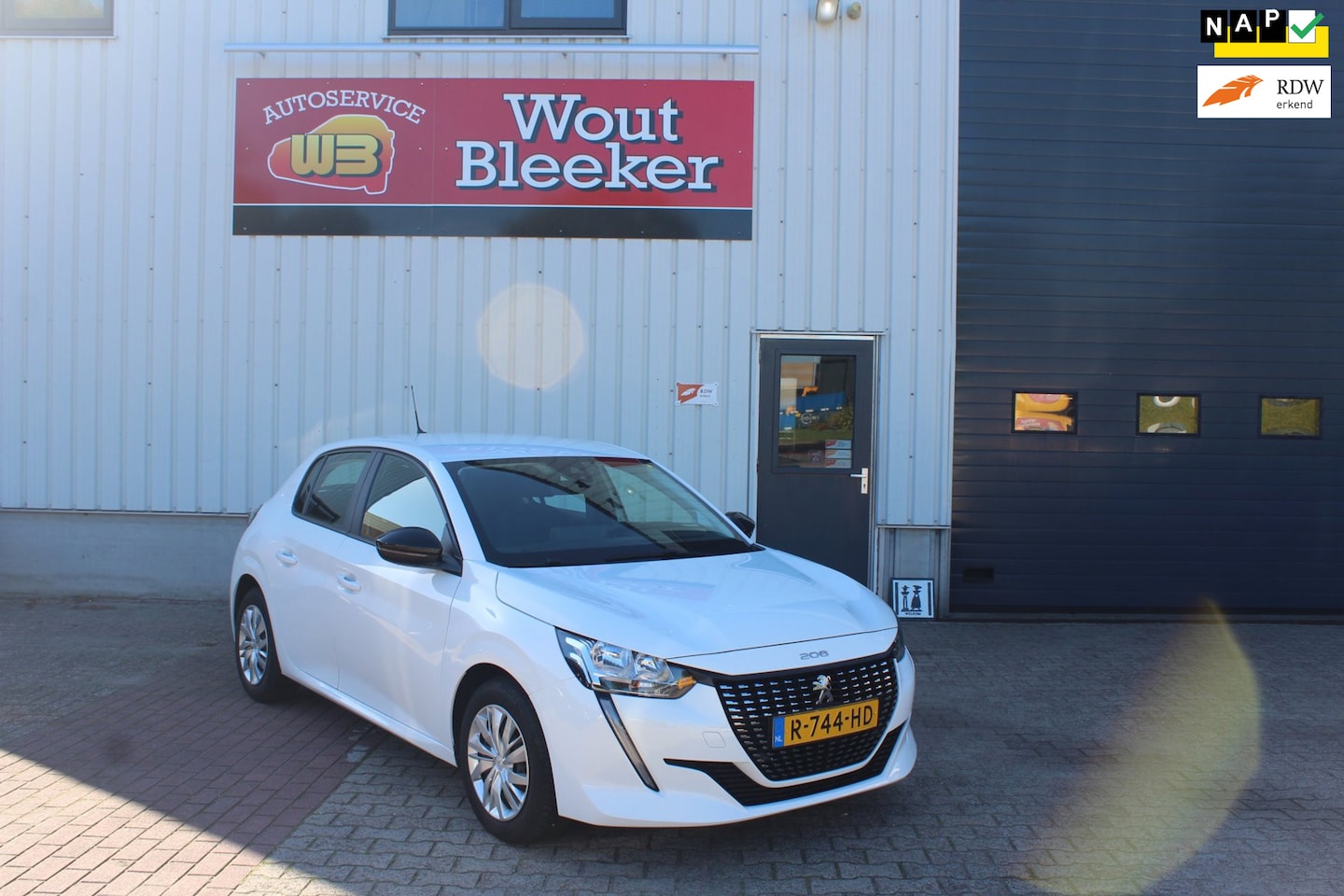 Peugeot 208 - 1.2 PureTech Active 1e eigenaar, distributie verv. - AutoWereld.nl
