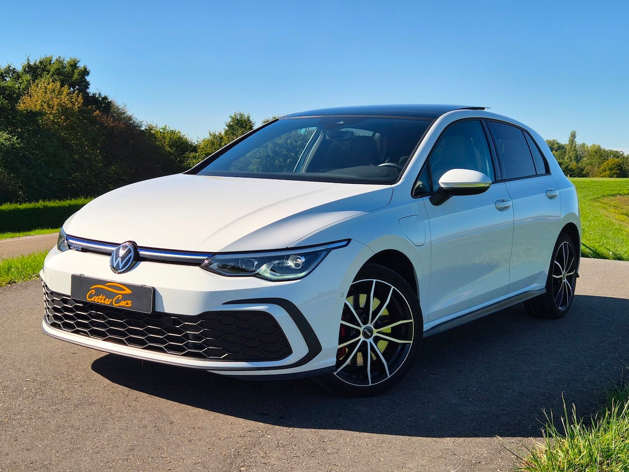 Volkswagen Golf - 1.4 eHybrid GTE | Panoramadak | IQ-Light - AutoWereld.nl