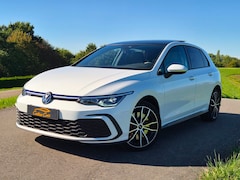 Volkswagen Golf - 1.4 eHybrid GTE | Panoramadak | IQ-Light