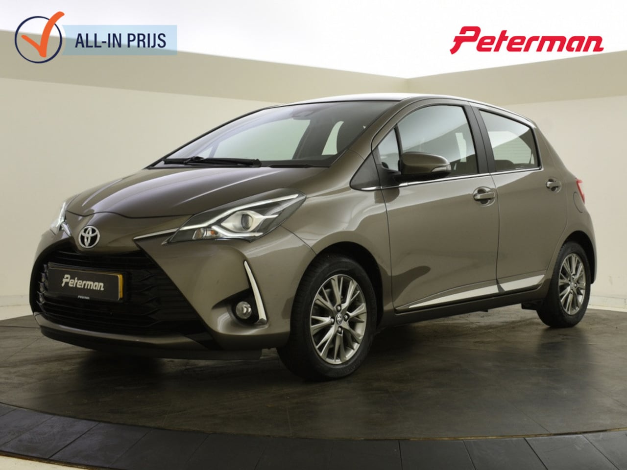Toyota Yaris - 1.5 VVT-i Executive | Navigatie | Trekhaak | Camera | Cruise - AutoWereld.nl