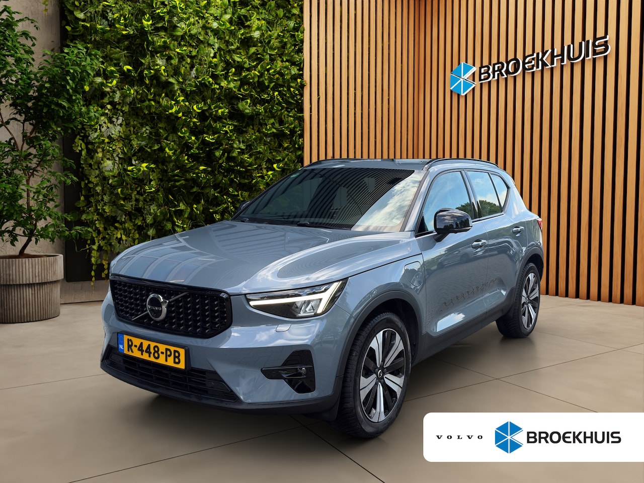 Volvo XC40 - 1.5 T5 Plug-in hybrid Ultimate Dark | Trekhaak | Harman/Kardon | Memory | Panoramadak - AutoWereld.nl