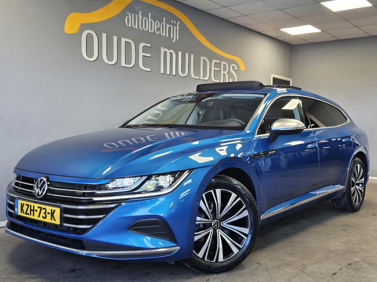 Volkswagen Arteon - 1.4 TSI eHybrid Elegance | 360 Camera | Trekhaak | Gelaagde zijruiten | Panoramadak | Stoe - AutoWereld.nl