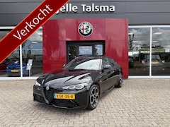 Alfa Romeo Giulia - 2.0 T GME AWD Veloce | Panoramadak | 19" Velgen | Camera