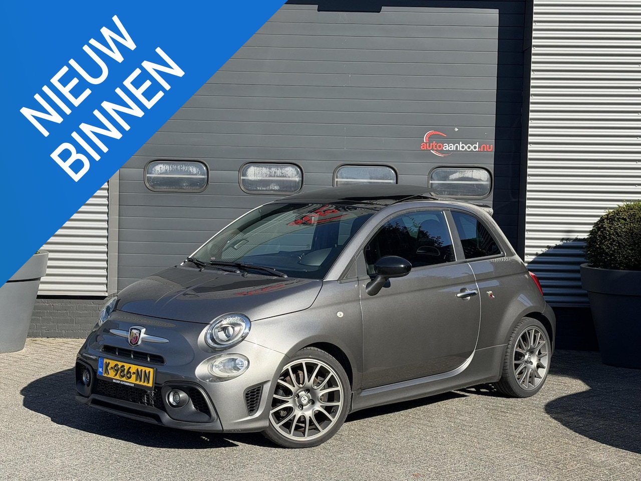 Fiat 500 Abarth - 1.4 T-Jet Turismo | Panoramadak | Camera | Beats Audio | Navigatie | Sportstoelen | - AutoWereld.nl