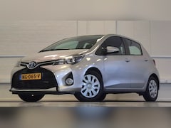 Toyota Yaris - 1.5 Hybrid Now Navi Camera 100% Onderhouden