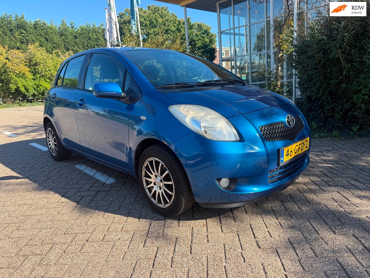 Toyota Yaris - 1.3 VVT-i Sol 1.3 VVTi Sol - AutoWereld.nl