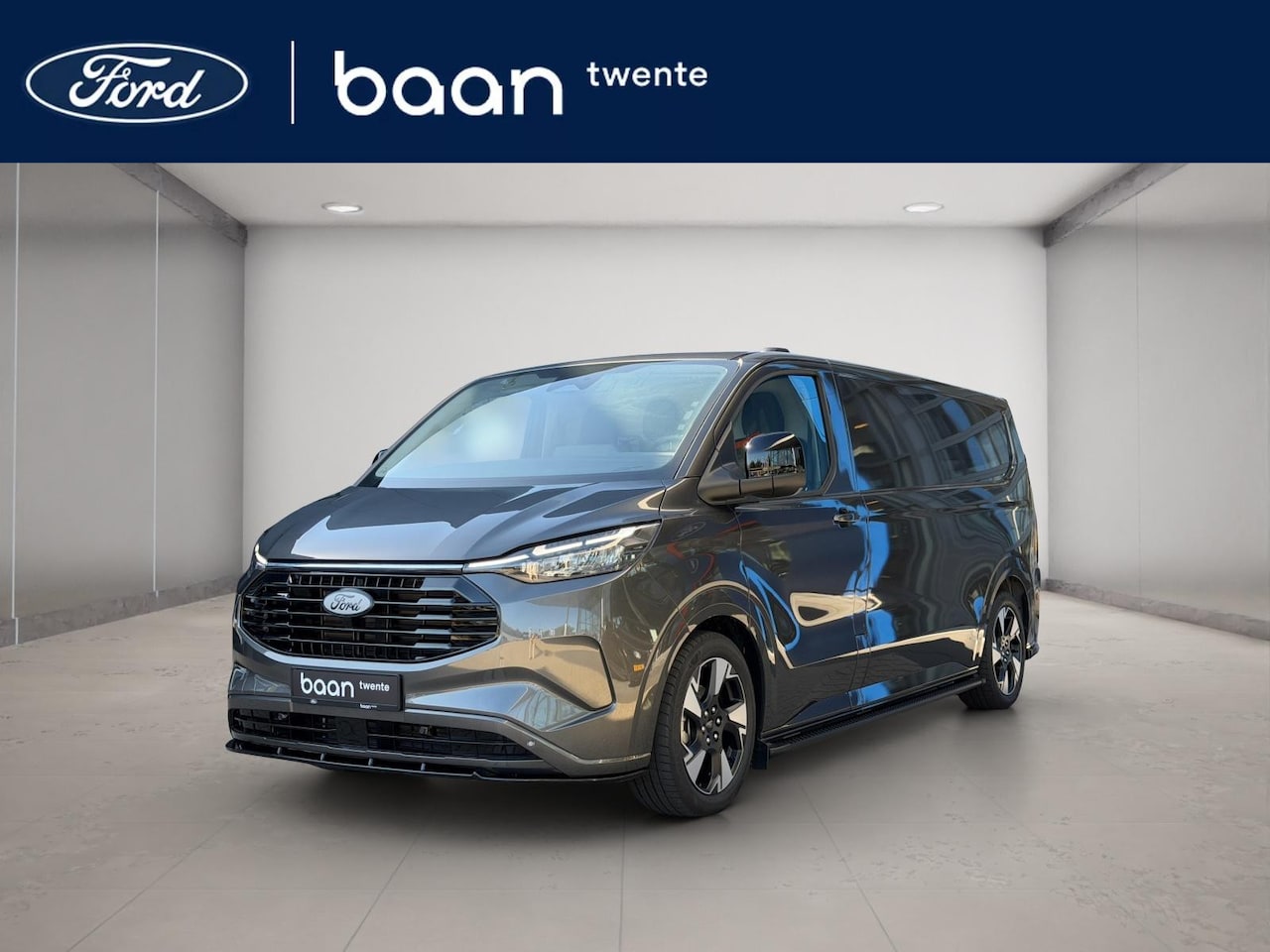 Ford Transit Custom - 320 2.5 PHEV L2H1 Limited 320 2.5 PHEV L2H1 Limited - AutoWereld.nl