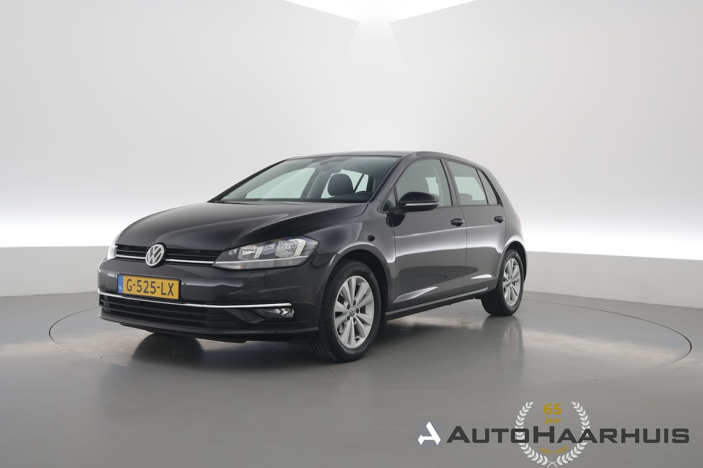 Volkswagen Golf - 1.0 TSI Comfortline | Rijklaar! | Adapt. Cruise | Camera | Stoelverw. | CarPlay + NAV | Tr - AutoWereld.nl