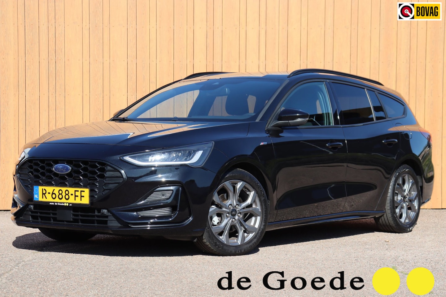 Ford Focus Wagon - 1.0 EcoBoost Hybrid ST Line X Org. NL camera winterpack - AutoWereld.nl