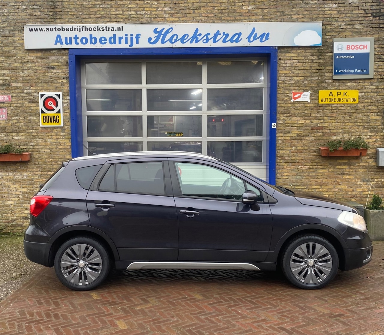 Suzuki SX4 S-Cross - 1.6 Business Edition Pro Automaat - AutoWereld.nl