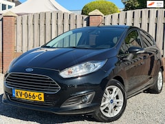 Ford Fiesta - 1.0 EcoBoost Titanium NAVI CLIMATE CONTROL P-SENSOREN TREKHAAK SPOILER