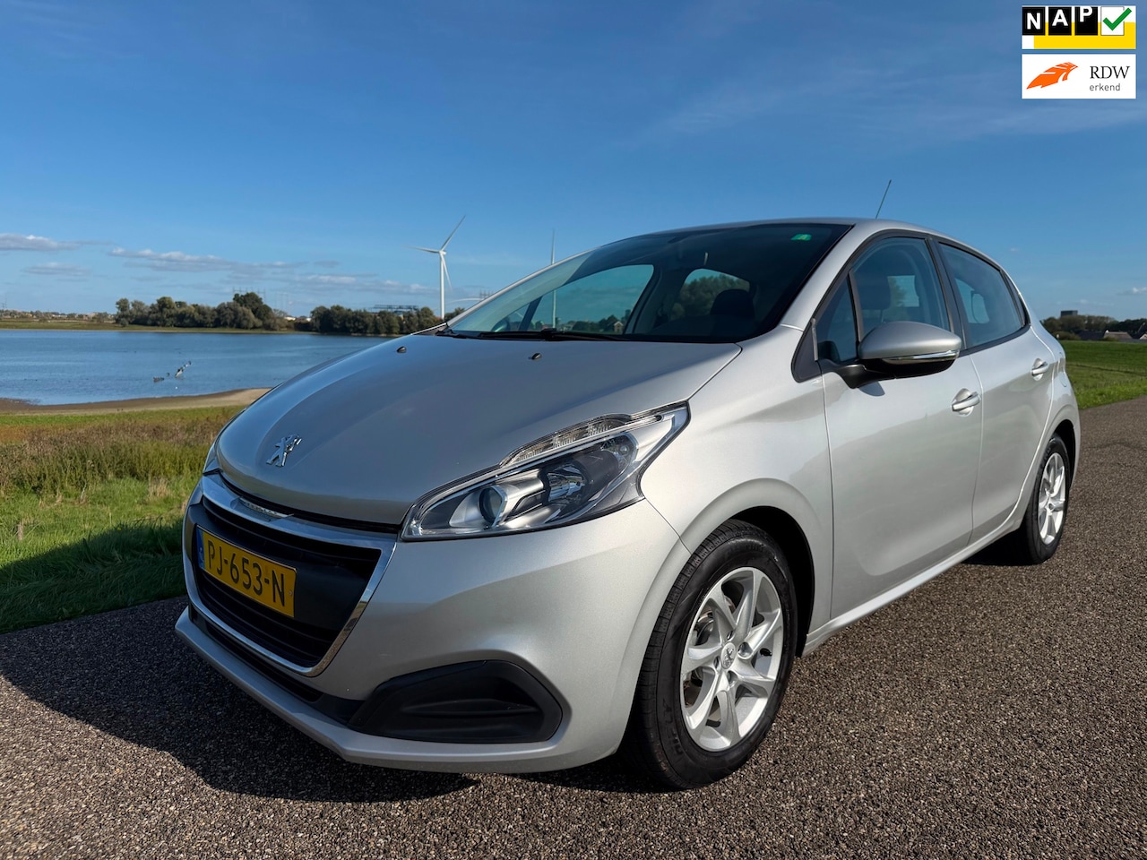 Peugeot 208 - 1.2 PureTech Active Automaat Navigatie Cruise Nw distri - AutoWereld.nl