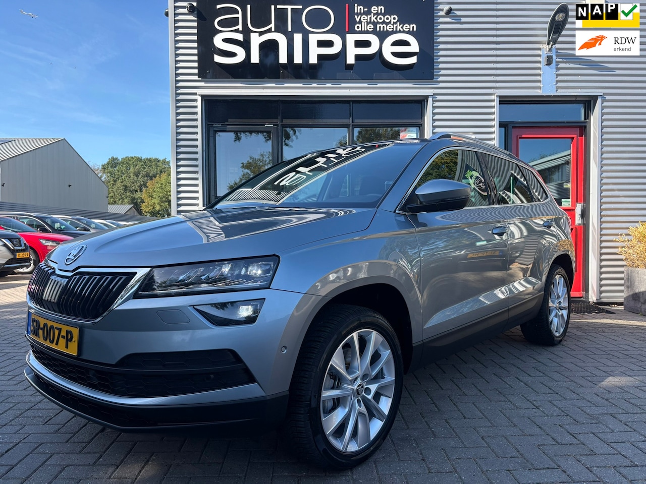 Skoda Karoq - 1.5 TSI ACT Style Business -AUTOMAAT-VOLLEDER-STOELVERWARMING-VOORRUITVERWARMING-TREKHAAK- - AutoWereld.nl