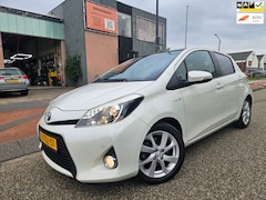 Toyota Yaris - 1.5 Full Hybrid Dynamic+LPG GARANTIE