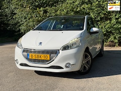 Peugeot 208 - 1.2 VTi Blue Lease Executive | Cruise + Navi Nu € 3.950,