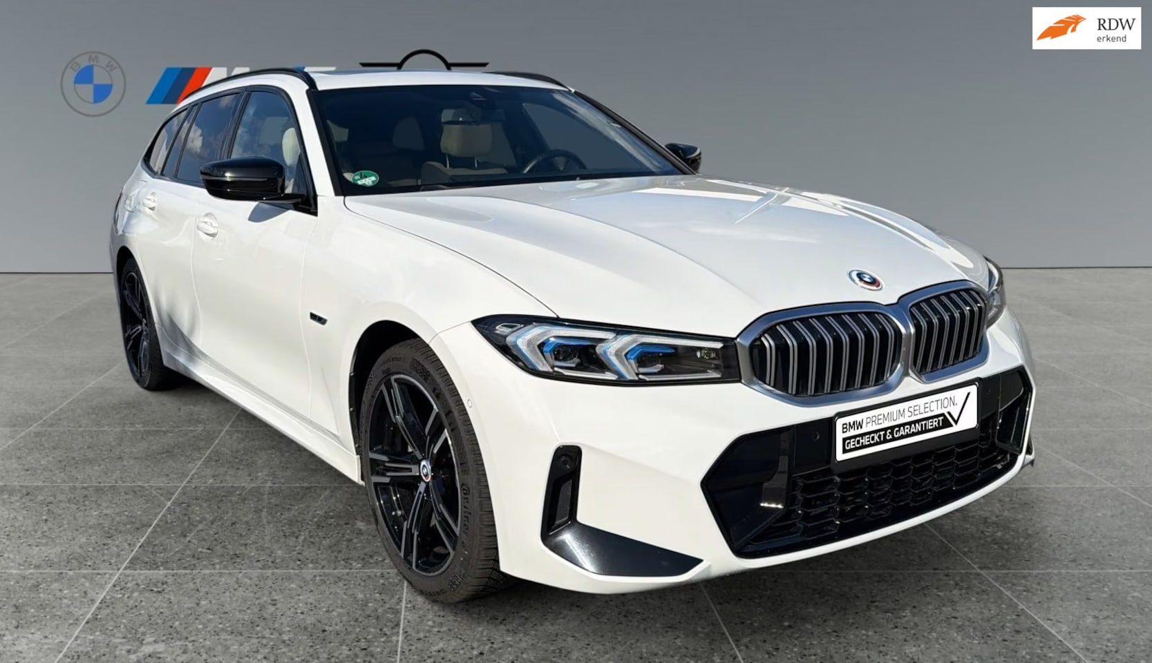 BMW 3-serie Touring - 330e M-Sport VOL MET OPTIES - AutoWereld.nl