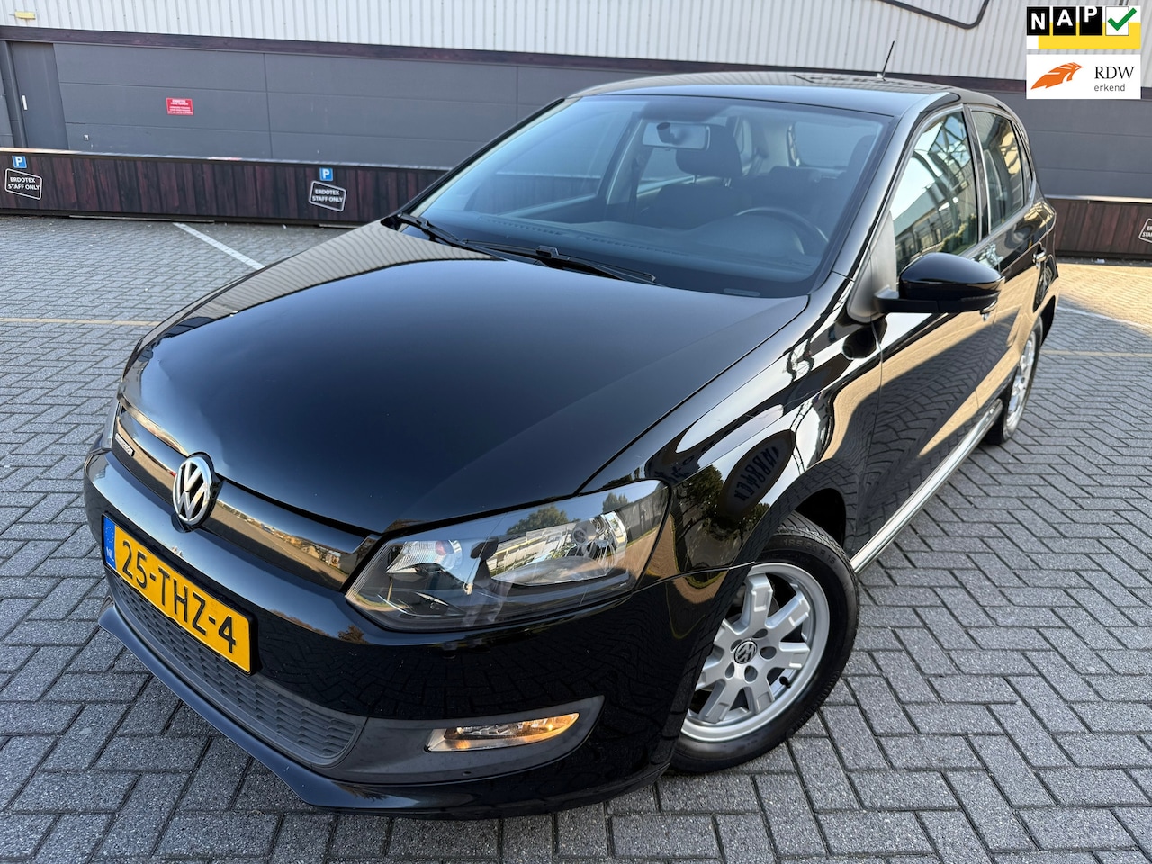 Volkswagen Polo - 1.2 TDI BlueMotion*VAN AF BIDEN 1900 CRUISE*NAVI*AIRCO*VELGEN*TERKHAAK - AutoWereld.nl