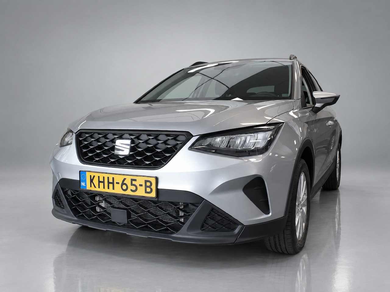 SEAT Arona - 1.0 TSI Style 1.0 TSI Style, Apple Carplay, Clima controle, Cruise controle, Elek ramen V/A, Stoelverwar - AutoWereld.nl