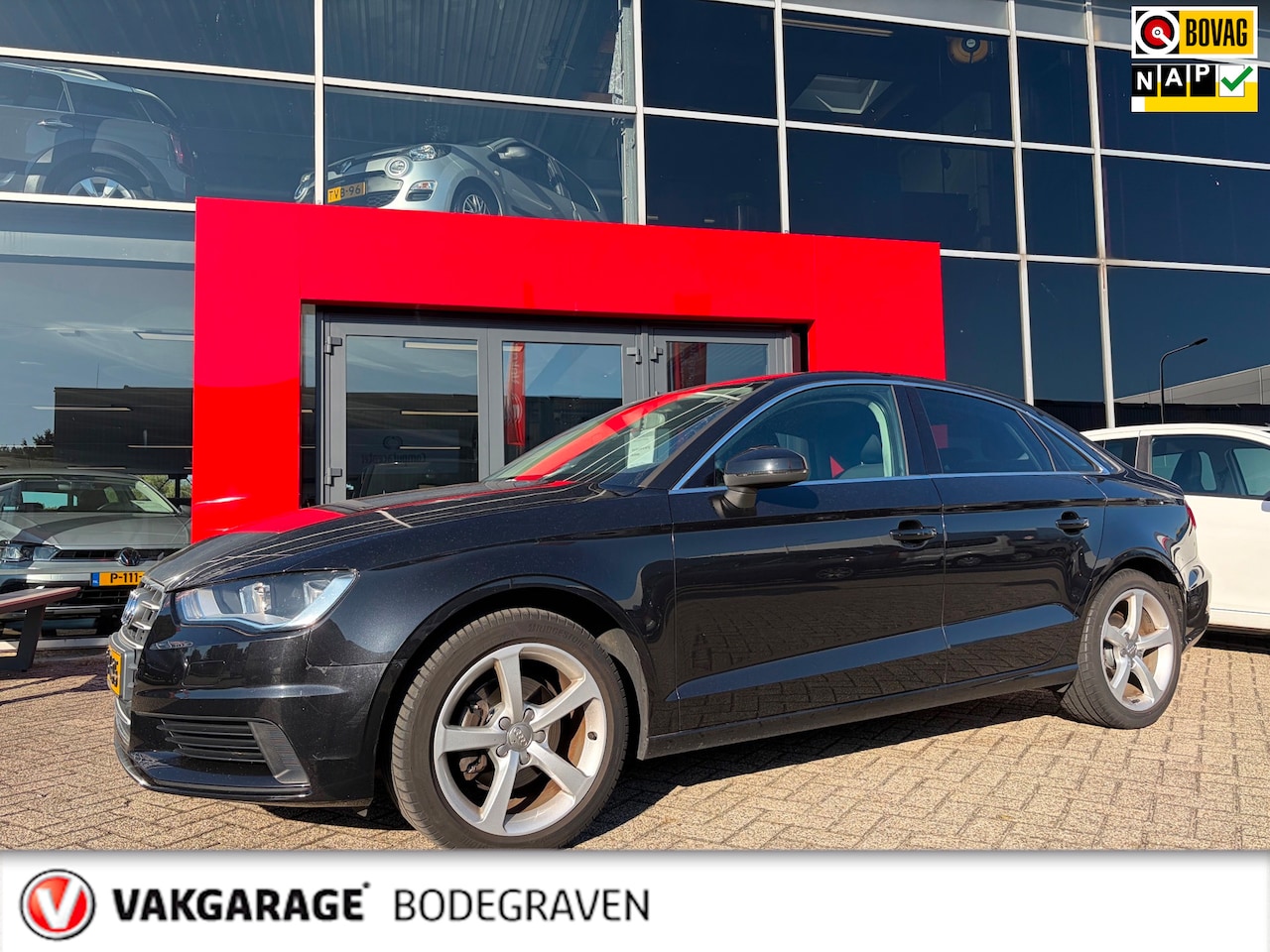 Audi A3 Limousine - 1.4 TFSI CoD Attraction Pro Line / navigatie - AutoWereld.nl