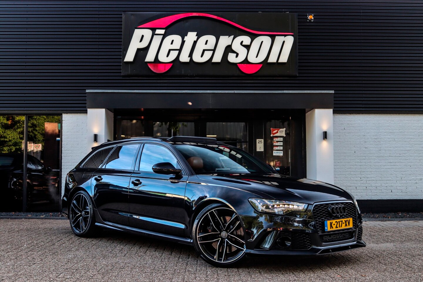 Audi RS6 - Avant 4.0 TFSI Quattro 706PK PANO 360 EXCLUSIVE - AutoWereld.nl