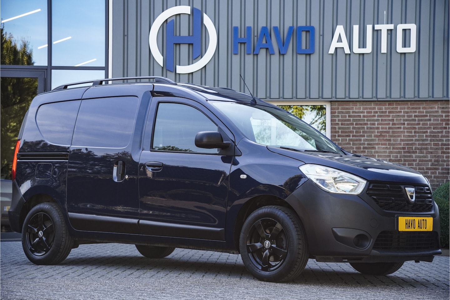 Dacia Dokker - 1.3 TCe, AIRCO, TREKHAAK, INCL. BTW-BPM - AutoWereld.nl