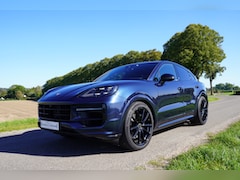 Porsche Cayenne Coupé - 3.0 E-Hybrid / BTW / Sport Design / Pano / Trekhaak / Sport Chrono / Adaptief Cruise /