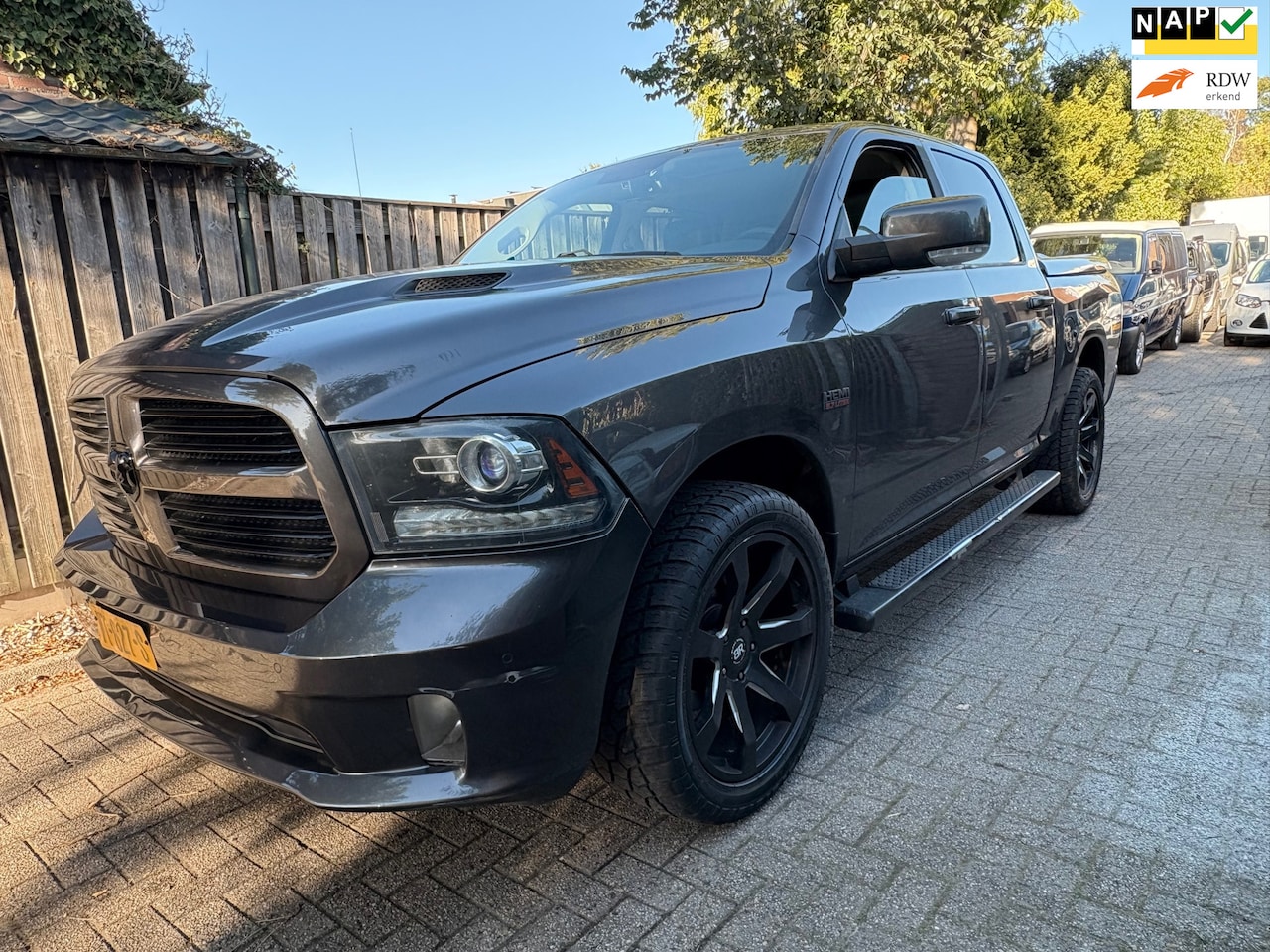 Dodge Ram 1500 - 5.7 V8 4x4 Quad Cab 6'4 - full option - automaat - AutoWereld.nl