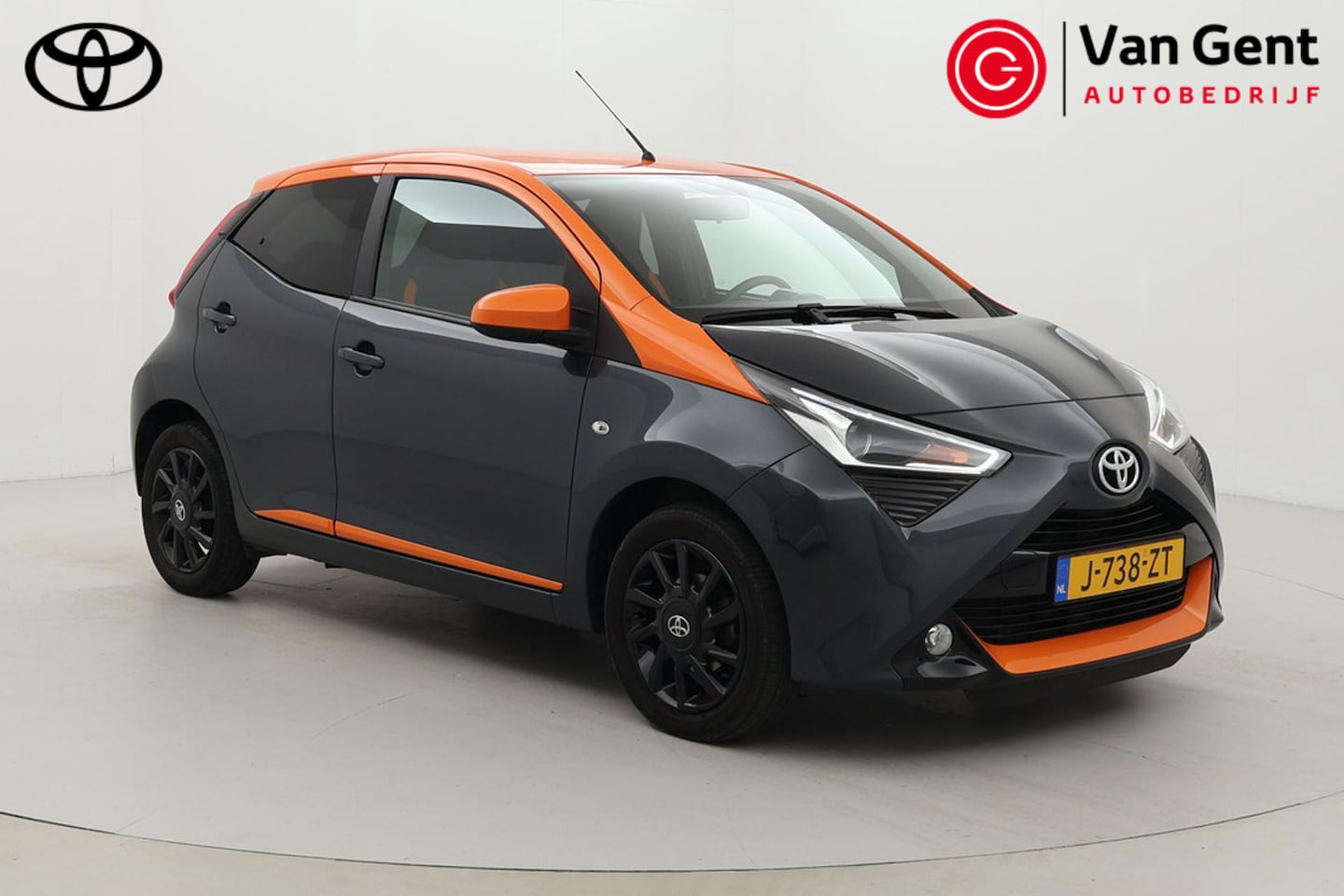 Toyota Aygo - 1.0 VVT-i x-JBL | Apple Carplay / Android Auto | Clima | Camera | 15 inch - AutoWereld.nl