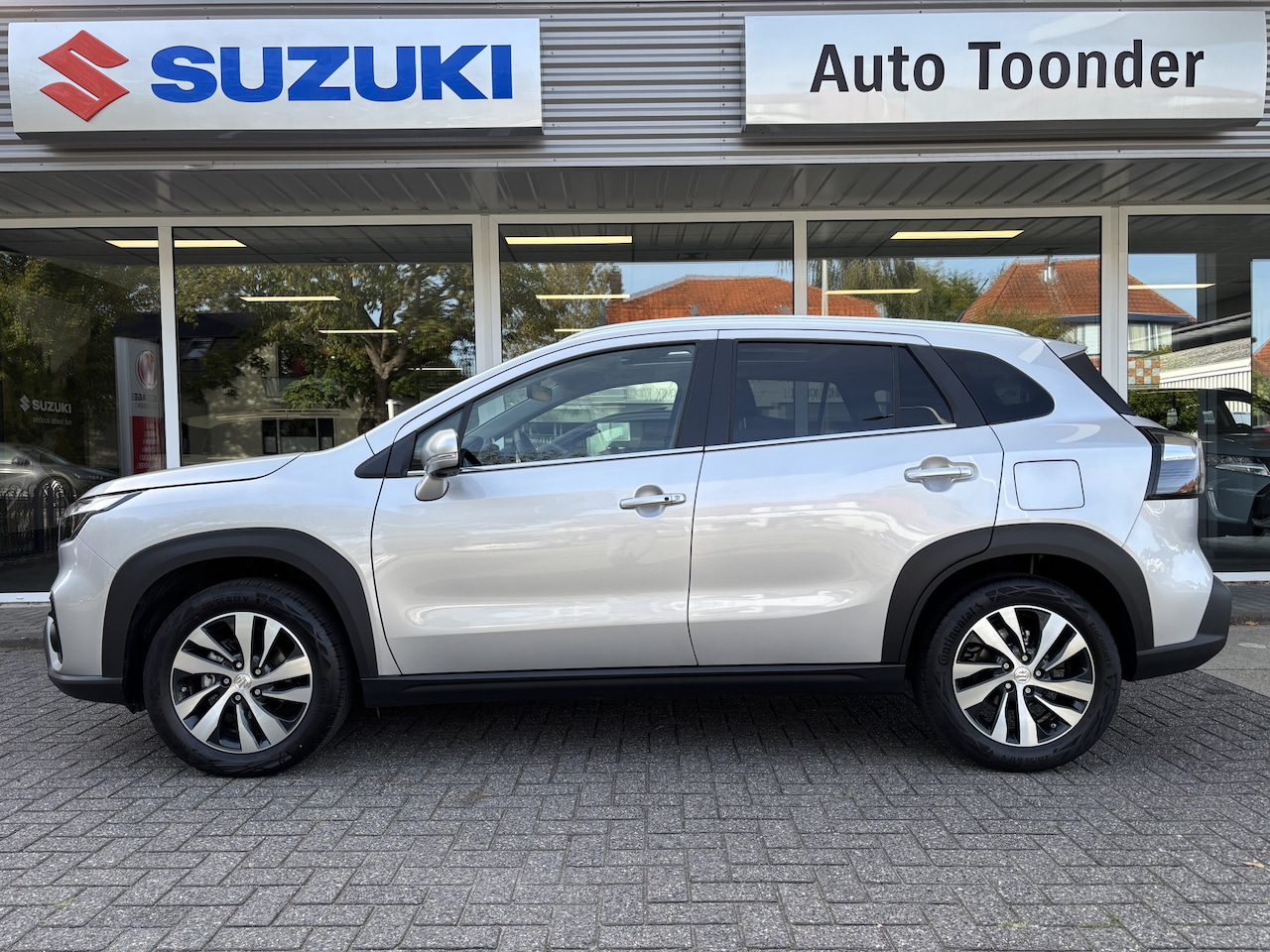 Suzuki S-Cross - Style 1.4 Boosterjet Smart Hybrid - AutoWereld.nl