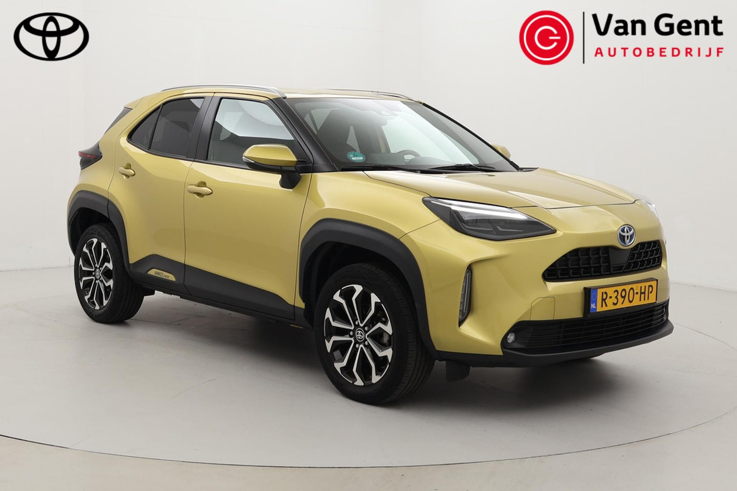 Toyota Yaris Cross - 1.5 Hybrid Dynamic | Apple Carplay / Android Auto | Keyless | Adaptive Cruise | Clima | Ca - AutoWereld.nl