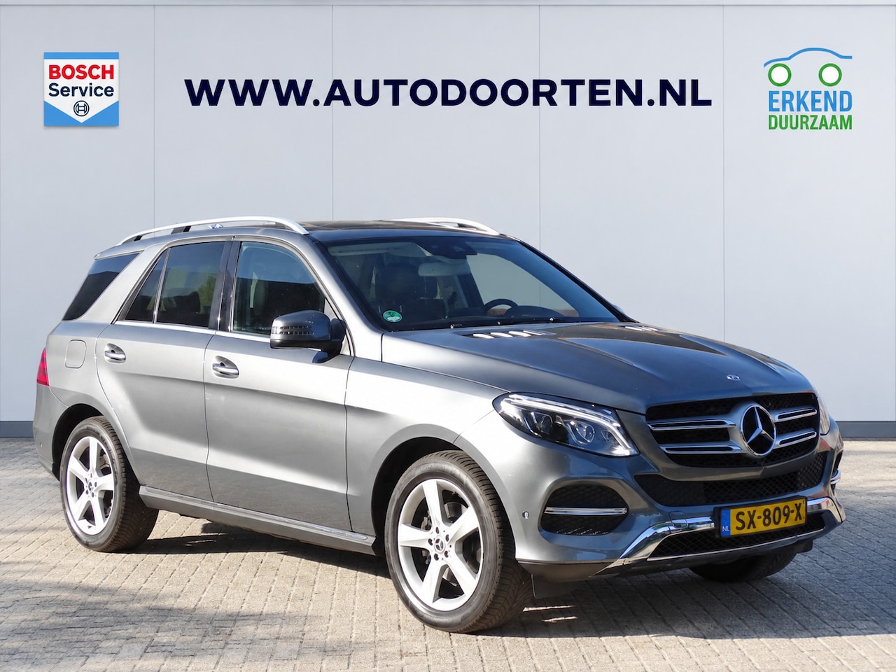 Mercedes-Benz GLE-Klasse - 350 d 4MATIC|Trekhaak|Leder|Schuifdak|Netjes! - AutoWereld.nl