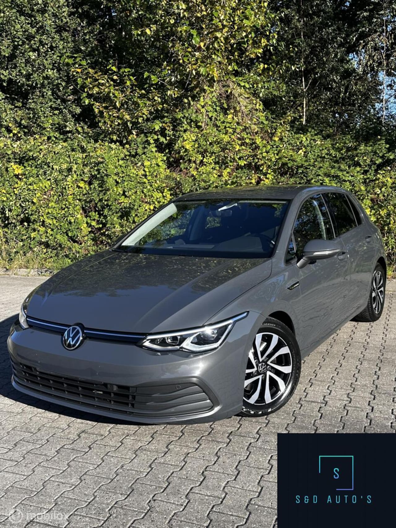 Volkswagen Golf - 2.0 TDI Life Business 2.0 TDI Life Business - AutoWereld.nl