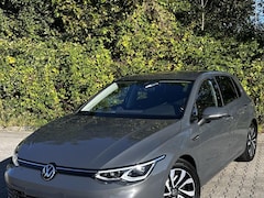 Volkswagen Golf - 2.0 TDI Life Business