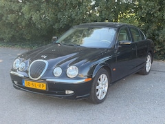 Jaguar S-type - 4.0 V8 Sport Airco Automaat Opknapper 219DKM