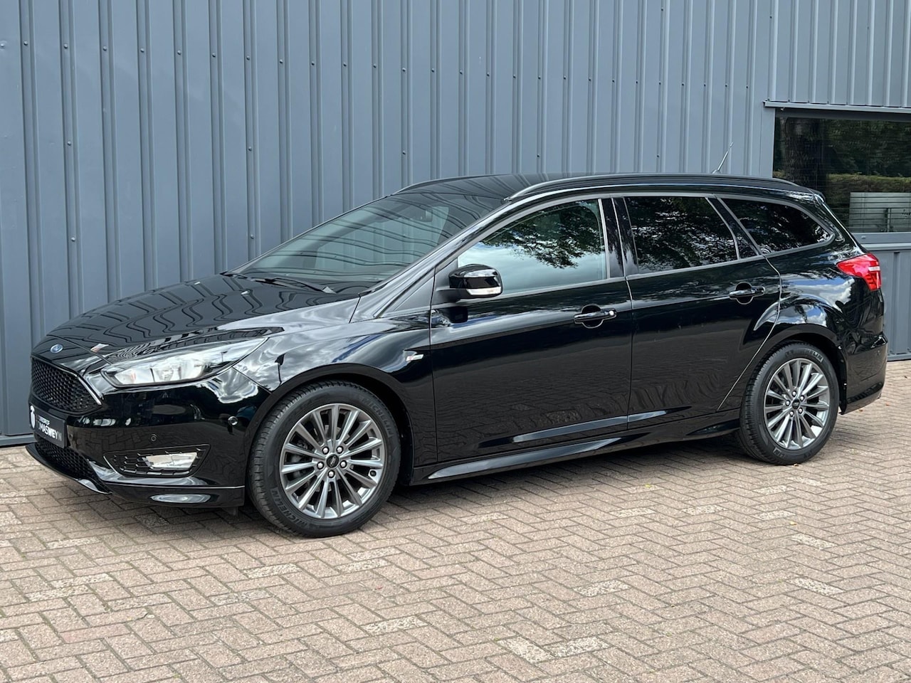 Ford Focus Wagon - 1.0 ST-Line NAVIGATIE!/140 PK!/ONDERHOUDEN!/ - AutoWereld.nl
