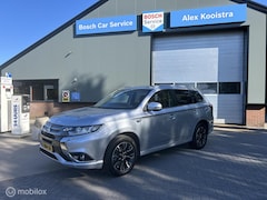 Mitsubishi Outlander - 2.0 PHEV Pure