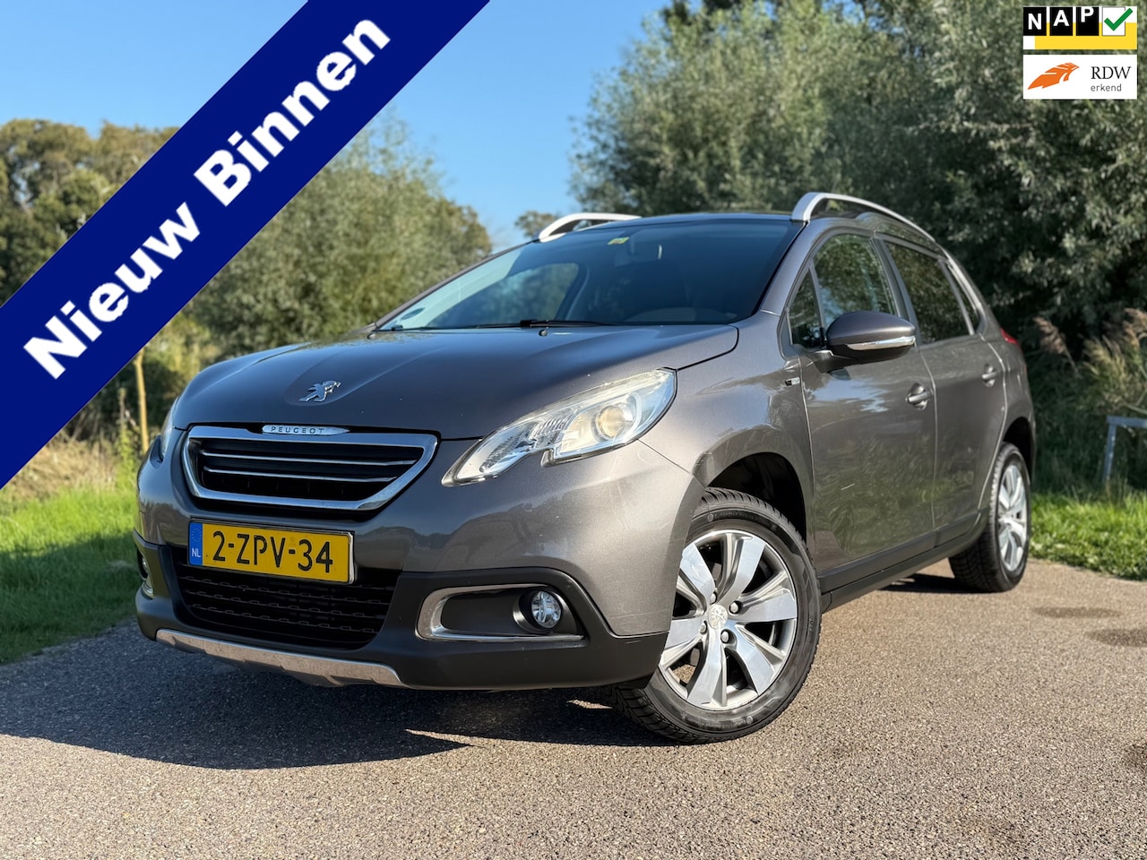 Peugeot 2008 - 1.2 PureTech Style / Automaat / Nieuwe distributieriem 11-2025 / Navigatie / Climate Contr - AutoWereld.nl
