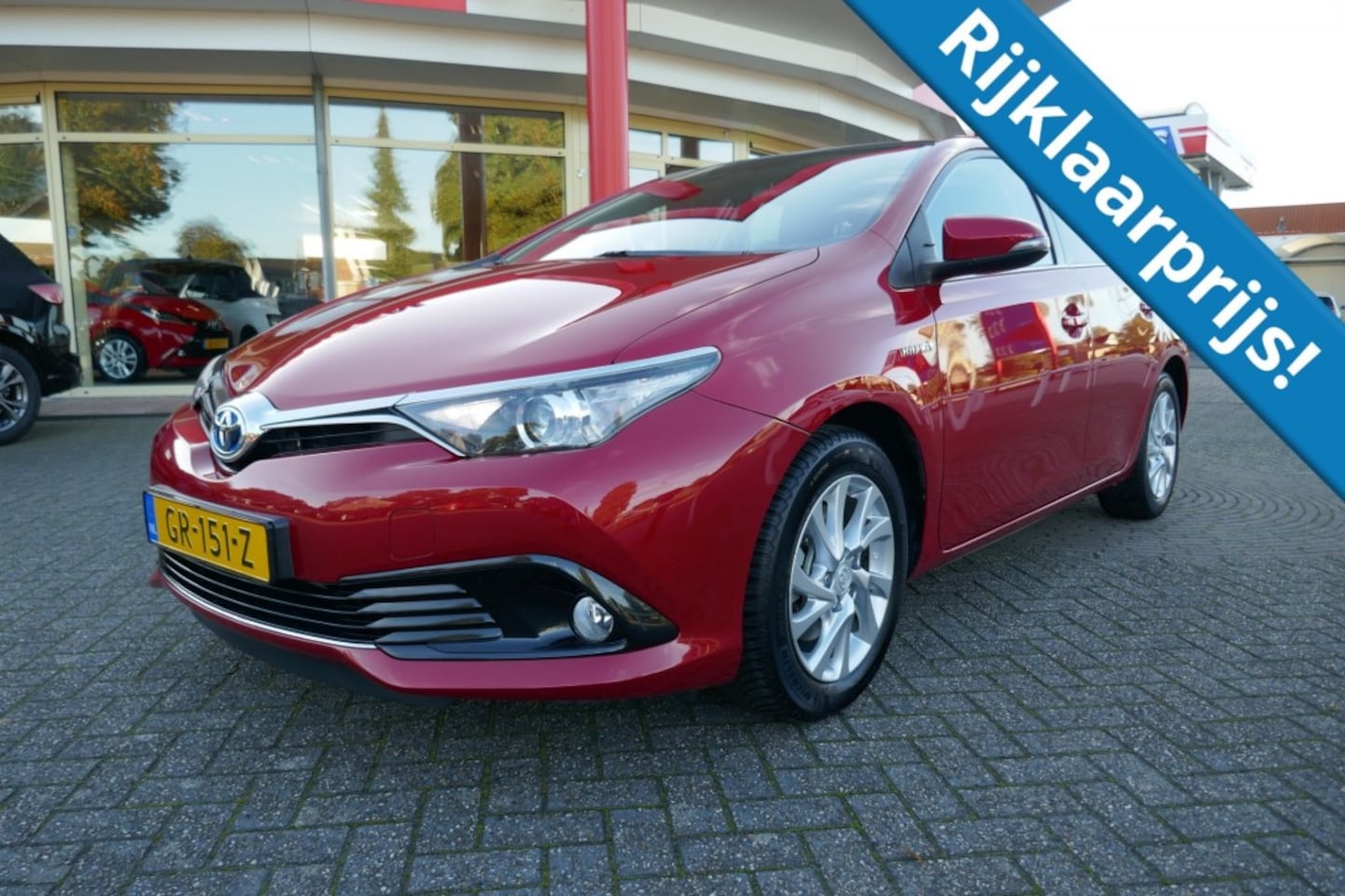 Toyota Auris - 1.8 HYBRID DYNAMIC AUTOMAAT  CAMERA/PANORAMADAK/NAVI - AutoWereld.nl