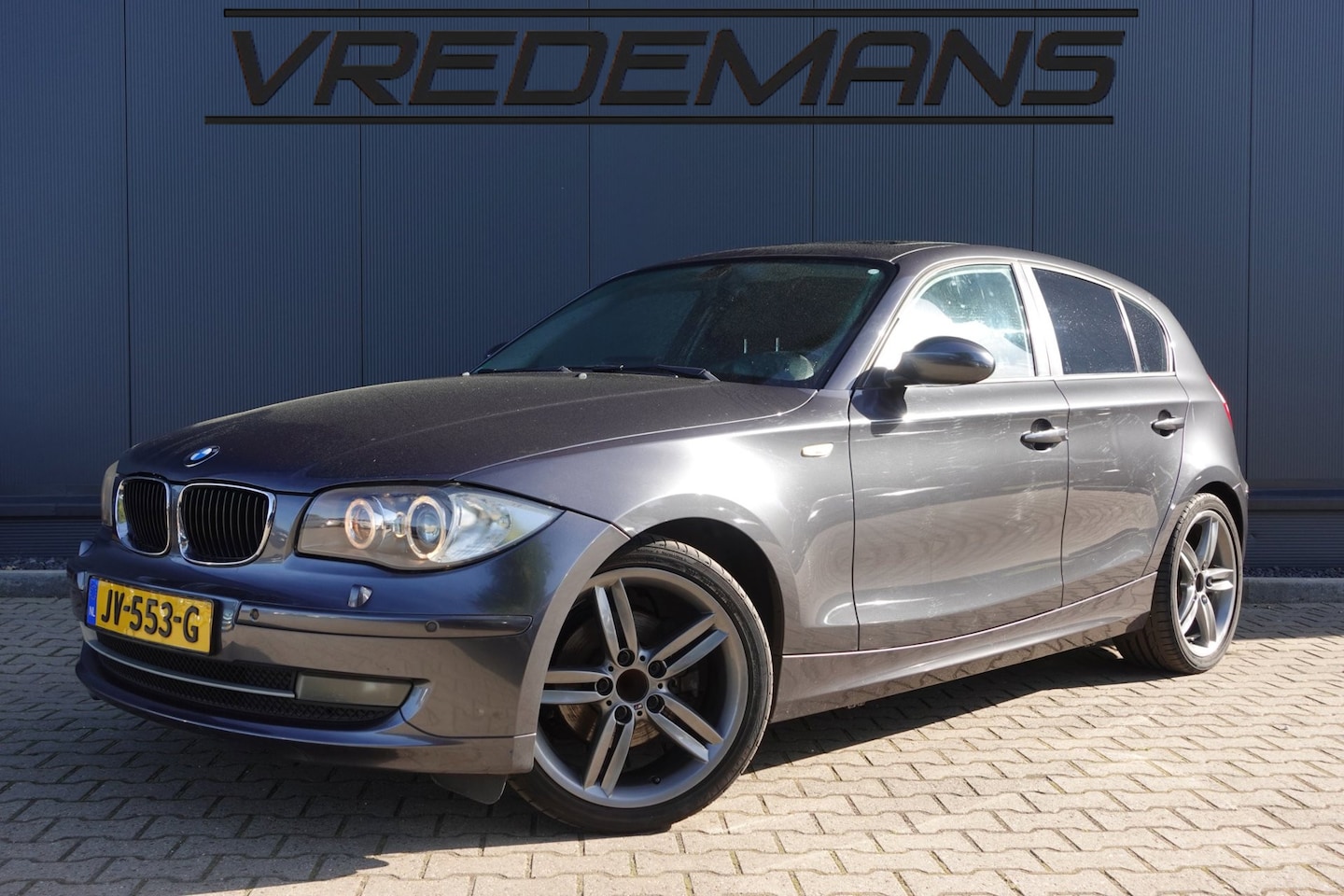 BMW 1-serie - 120i LEDER/NAVI - AutoWereld.nl