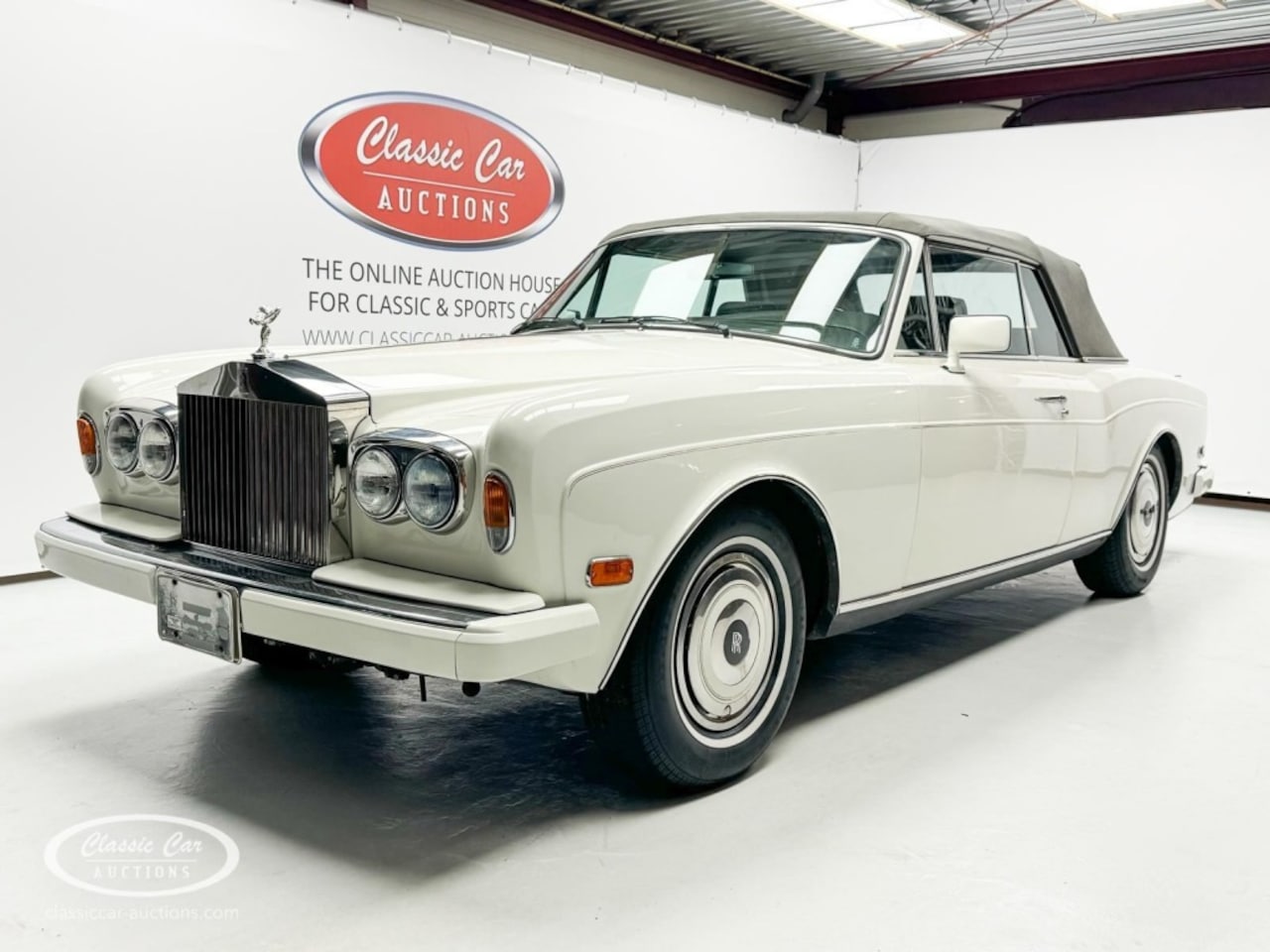 Rolls-Royce Corniche - 6.8L V8 - ONLINE AUCTION - AutoWereld.nl