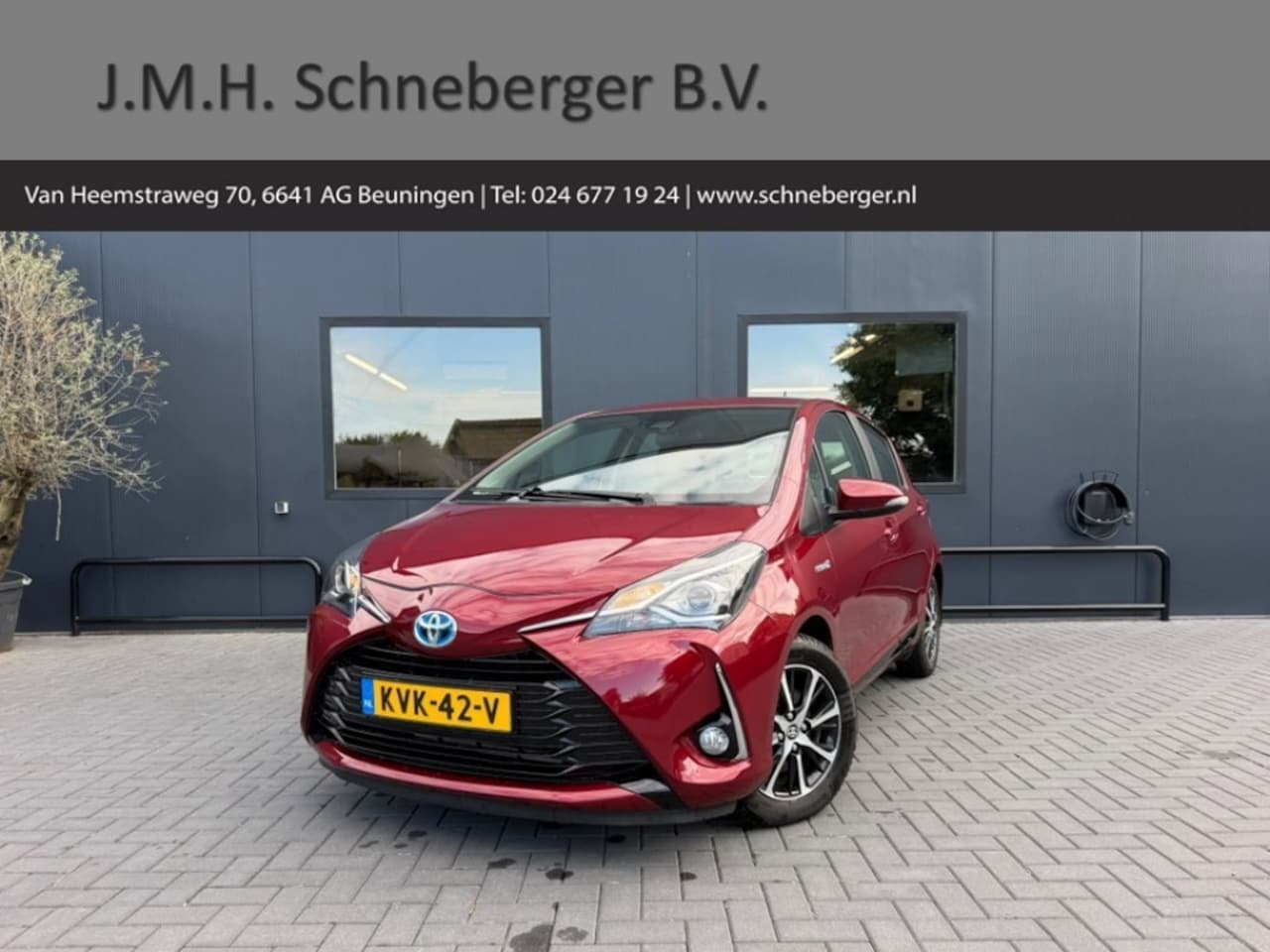 Toyota Yaris - 1.5 Hybrid Bi-Tone AUT / Camera, Navi, Bluetooth, LM velgen - AutoWereld.nl