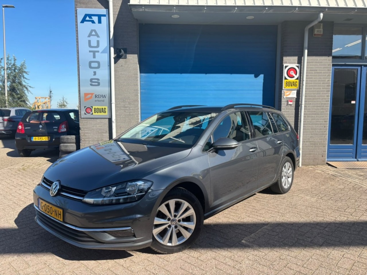Volkswagen Golf Variant - Variant 1.0 TSI COMFORTLINE / 4 seasonbanden / 12mnd BOVAG-garantie - AutoWereld.nl