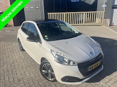 Peugeot 208 - 1.6 BlueHDi GT-line Clima Leer Led JBL Pano