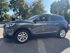 Renault Kadjar - 1.2 TCE 130 Intens Panorama Dak Leder Parkeerhulp Navigatie