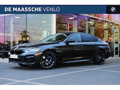 BMW 5-serie - 530e High Executive M Sport Automaat / Trekhaak / Comfortstoelen / Comfort Access / Laserl