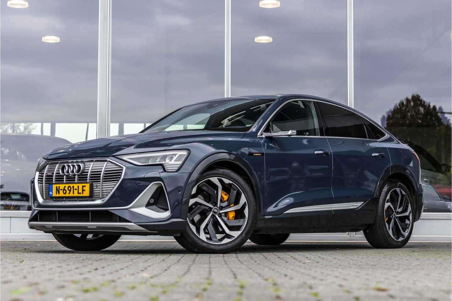 Audi e-tron Sportback - 55 quattro S edition 95 kWh | B&O | Pano | Leder - AutoWereld.nl